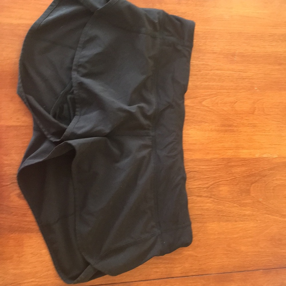 Lululemon Speed Up shorts